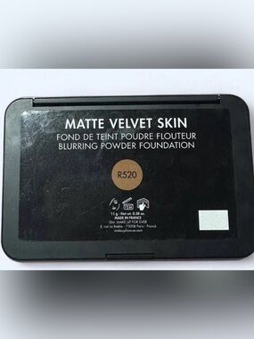 MAKE UP FOREVER Matte Velvet Skin Blurring Powder Foundation R520 ~  .38 oz New